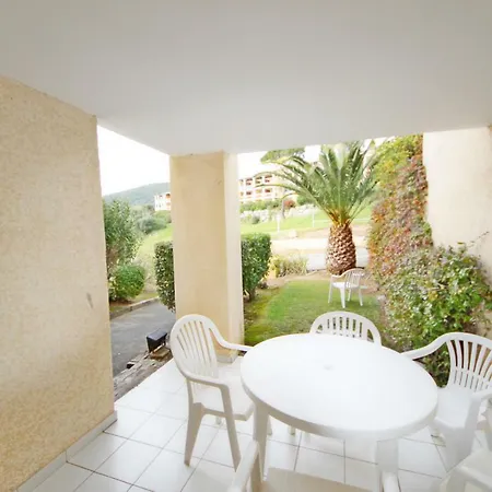 Apartamento Cap Esterel Village : Studio Rez De Jardin J2 : 78la