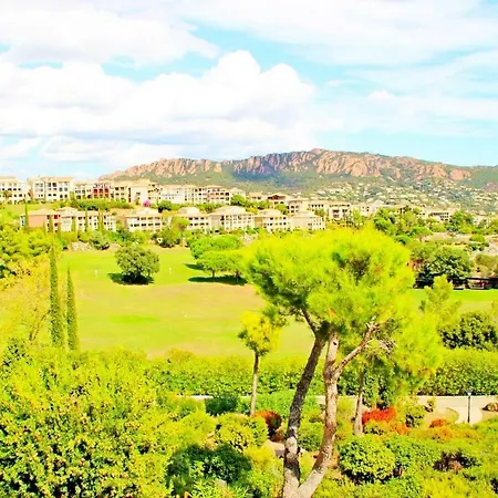Apartamento Cap Esterel Village : Studio Rez De Jardin J2 : 78la Saint-Raphaël